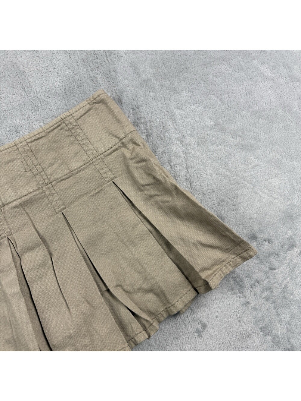 Garage Lexi Pleated Skort Women’s XS Khaki Beige Mini Skirt Shorts Build-In NWT - Picture 7 of 8